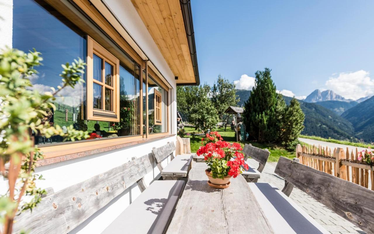 Hotel Kompatscherhof Luson Exterior photo